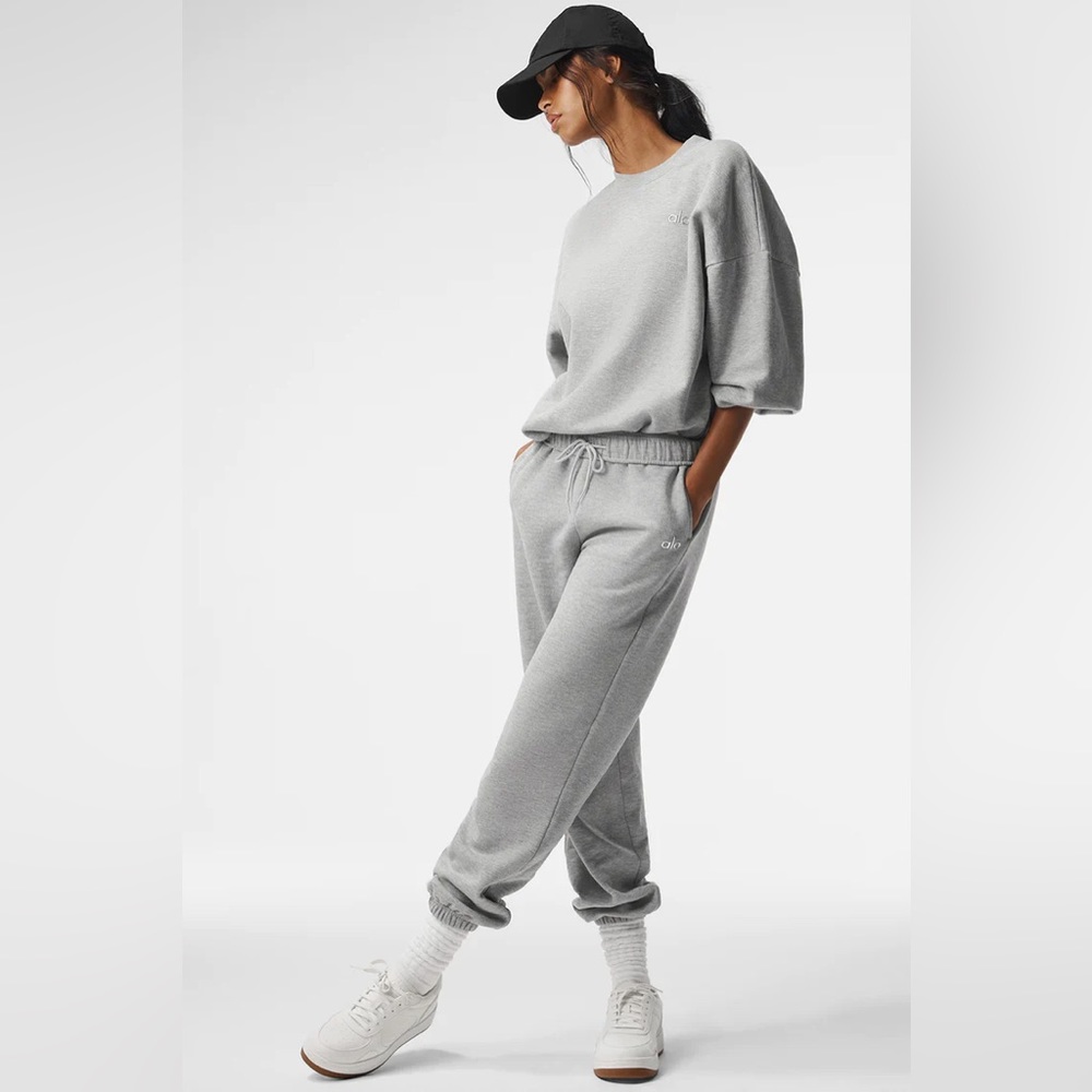 Alo Accolade Sweatpants in Athletic Heather Grey Size XS NWT